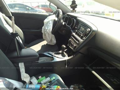 Vista de 2015 Kia Optima Lx, ángulo 5