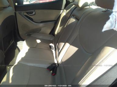 منظر 2014 Hyundai Elantra Limited، زاوية 8