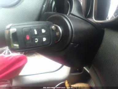2015 Chevrolet Malibu 1Lt view, angle 11