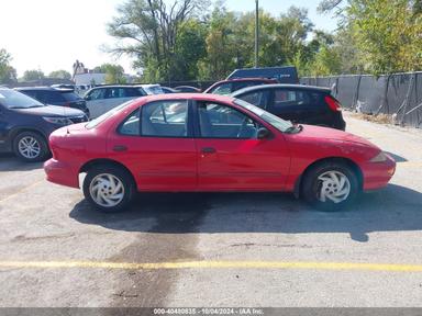 Vue de 1998 Chevrolet Cavalier Ls, angle 13