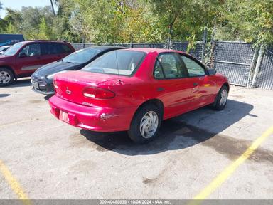 Vue de 1998 Chevrolet Cavalier Ls, angle 4