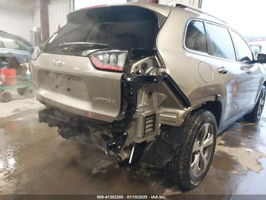 منظر 2020 Jeep Cherokee Limited 4X4، زاوية 6
