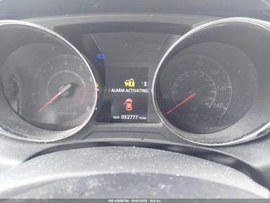 Вид 2012 Mitsubishi Outlander Sport Se, угол 7
