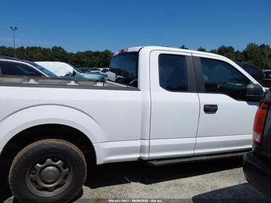 منظر 2016 Ford F-150 Xl، زاوية 13