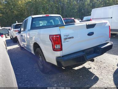 منظر 2016 Ford F-150 Xl، زاوية 3