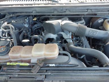 منظر 2001 Ford Excursion Xlt، زاوية 10