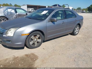 Vue de 2006 Ford Fusion Se, angle 2