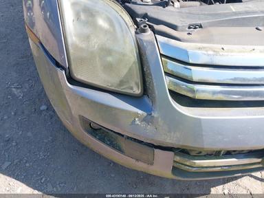 Vue de 2006 Ford Fusion Se, angle 6