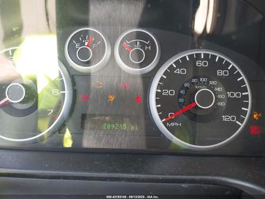 Vue de 2006 Ford Fusion Se, angle 7