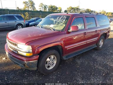 Vista de 2002 Chevrolet Suburban 1500 Lt, ángulo 2