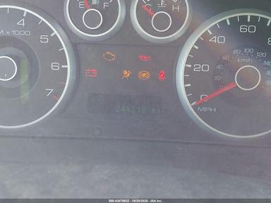 Вид 2006 Ford Fusion Se, угол 15