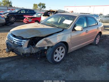 Вид 2006 Ford Fusion Se, угол 2