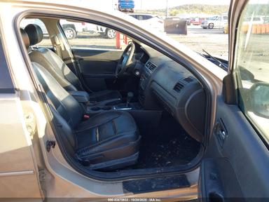 Вид 2006 Ford Fusion Se, угол 5