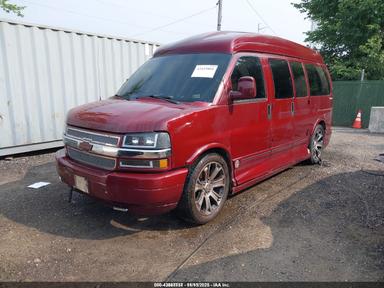 Vista de 2003 Chevrolet Express Upfitter, ángulo 2