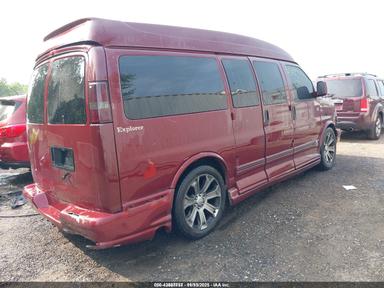 Vista de 2003 Chevrolet Express Upfitter, ángulo 4