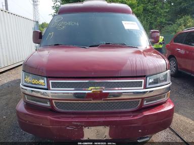 Vista de 2003 Chevrolet Express Upfitter, ángulo 6