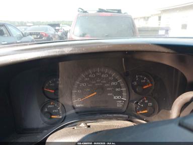 Vista de 2003 Chevrolet Express Upfitter, ángulo 7