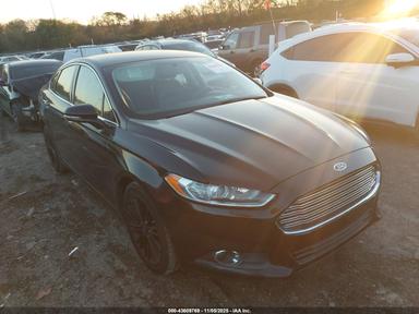 Vedere 2015 Ford Fusion Se, unghi 6