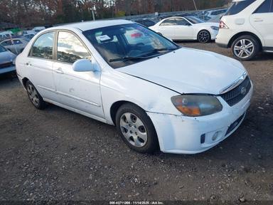 منظر 2009 Kia Spectra Ex LD، زاوية 1
