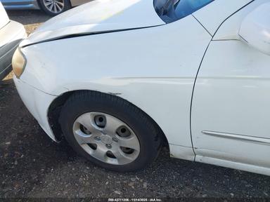منظر 2009 Kia Spectra Ex LD، زاوية 6