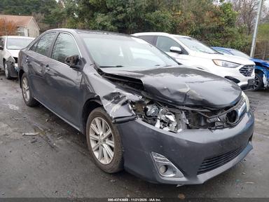 Vista de 2012 Toyota Camry Xle, ángulo 1