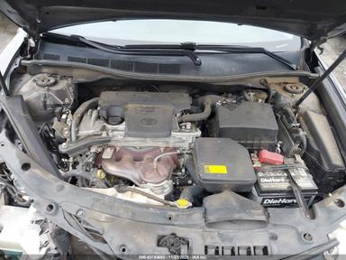 Vista de 2012 Toyota Camry Xle, ángulo 10