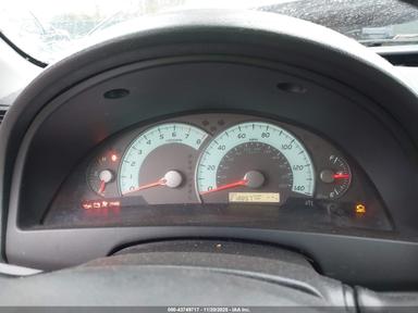 Вид 2009 Toyota Camry Se, угол 7