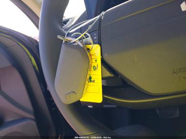 2025 Kia K4 Ex view, angle 11