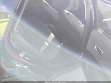 2025 Kia K4 Ex view, angle 8
