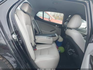 Vista de 2013 Kia Optima Ex, ángulo 8