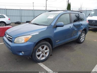 Vista de 2007 Toyota Rav4 Limited, ángulo 2