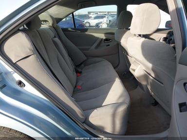 Vue de 2008 Toyota Camry Le, angle 8