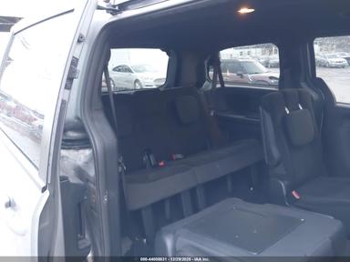 Vue de 2018 Dodge Grand Caravan Se Plus, angle 8