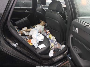 Vue de 2015 Hyundai Sonata Limited 2.0T, angle 18