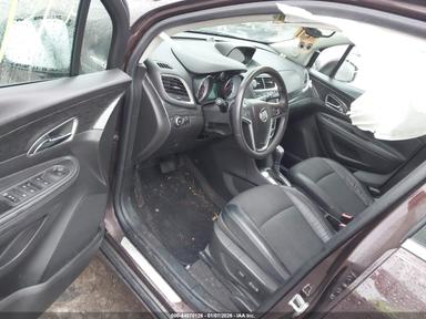 Вид 2016 Buick Encore Convenience Group, угол 5