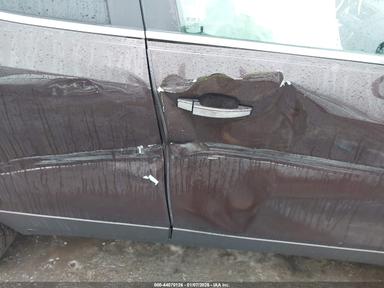 Вид 2016 Buick Encore Convenience Group, угол 6