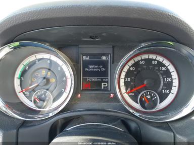 Vue de 2011 Dodge Durango Citadel, angle 7