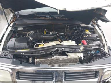 Vista de 2008 Dodge Nitro Sxt, ángulo 10