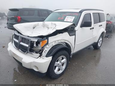 Vista de 2008 Dodge Nitro Sxt, ángulo 2