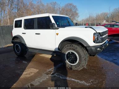 منظر 2025 Ford Bronco Badlands، زاوية 13