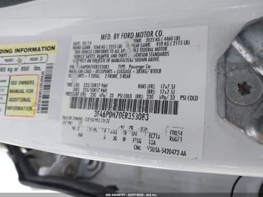 Вид 2014 Ford Fusion Se, угол 9