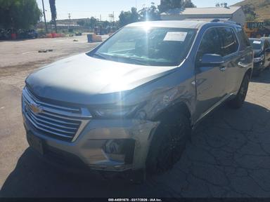 منظر 2023 Chevrolet Traverse Fwd Premier، زاوية 2