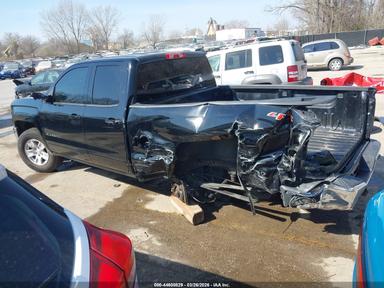 منظر 2016 Chevrolet Silverado 1500 1Lt، زاوية 3