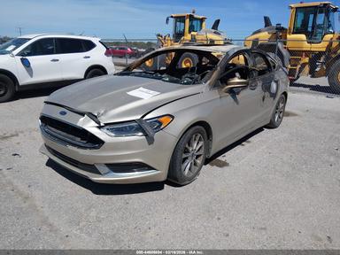Vue de 2018 Ford Fusion Se, angle 2