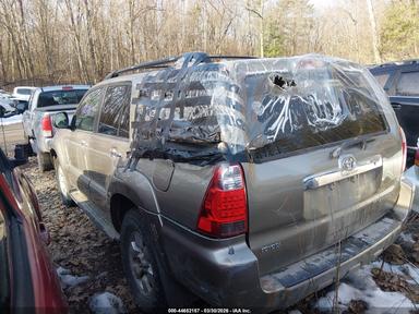 2007 Toyota 4Runner Sr5 V6 view, angle 3