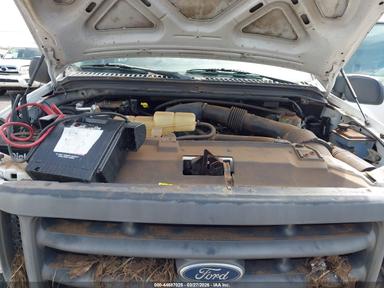 Вид 2003 Ford F-250 Xl/Xlt F-Series, угол 10