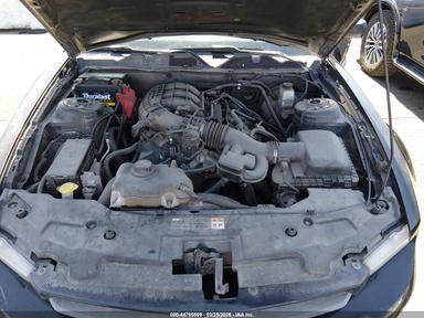 2012 Ford Mustang V6 Coupe view, angle 10