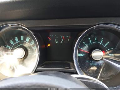 2012 Ford Mustang V6 Coupe view, angle 7