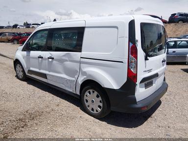 Vista de 2019 Ford Transit Connect Xl, ángulo 3