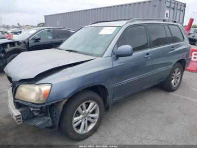 2006 Toyota Highlander Hybrid V6 STD view, angle 2